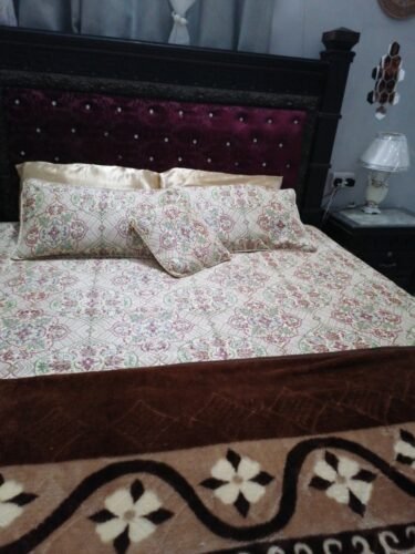 Silk Pillow Covers Pack of 2 Queen Size 18 x 28 photo review